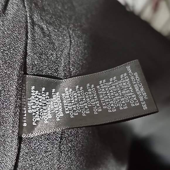 Adelyn Rae Sleeveless Black Plum Dress Size Small NWT - Picture 7 of 8